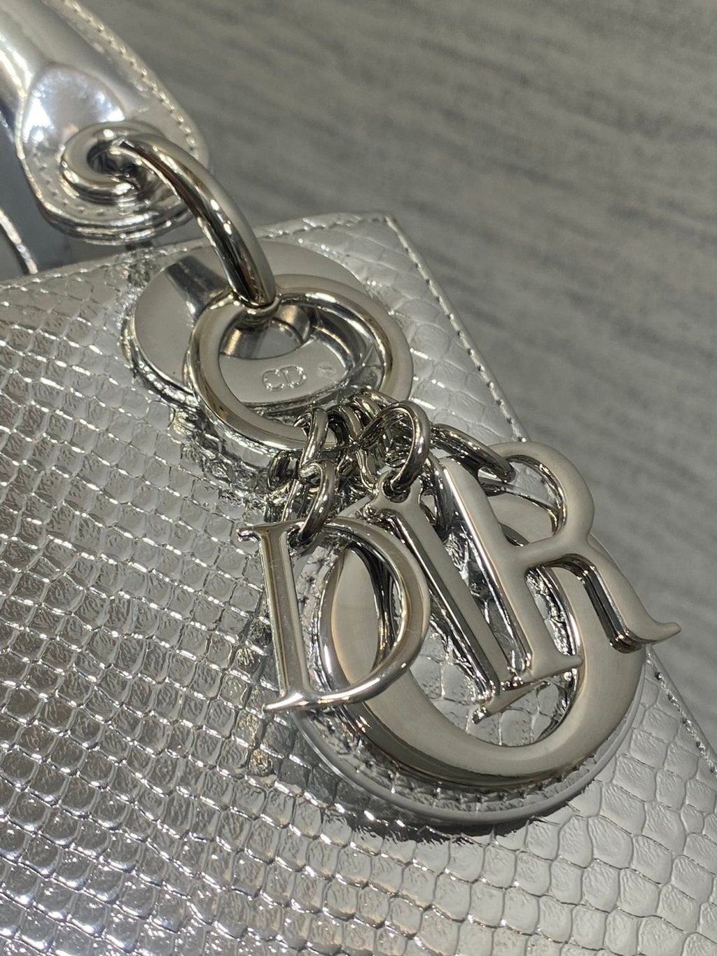 Dior Lady Women's Solid Color Metal Pendant Detachable Chain Shoulder Strap Snake Skin Single Shoulder Crossbody Handbag Bag Bags #77722