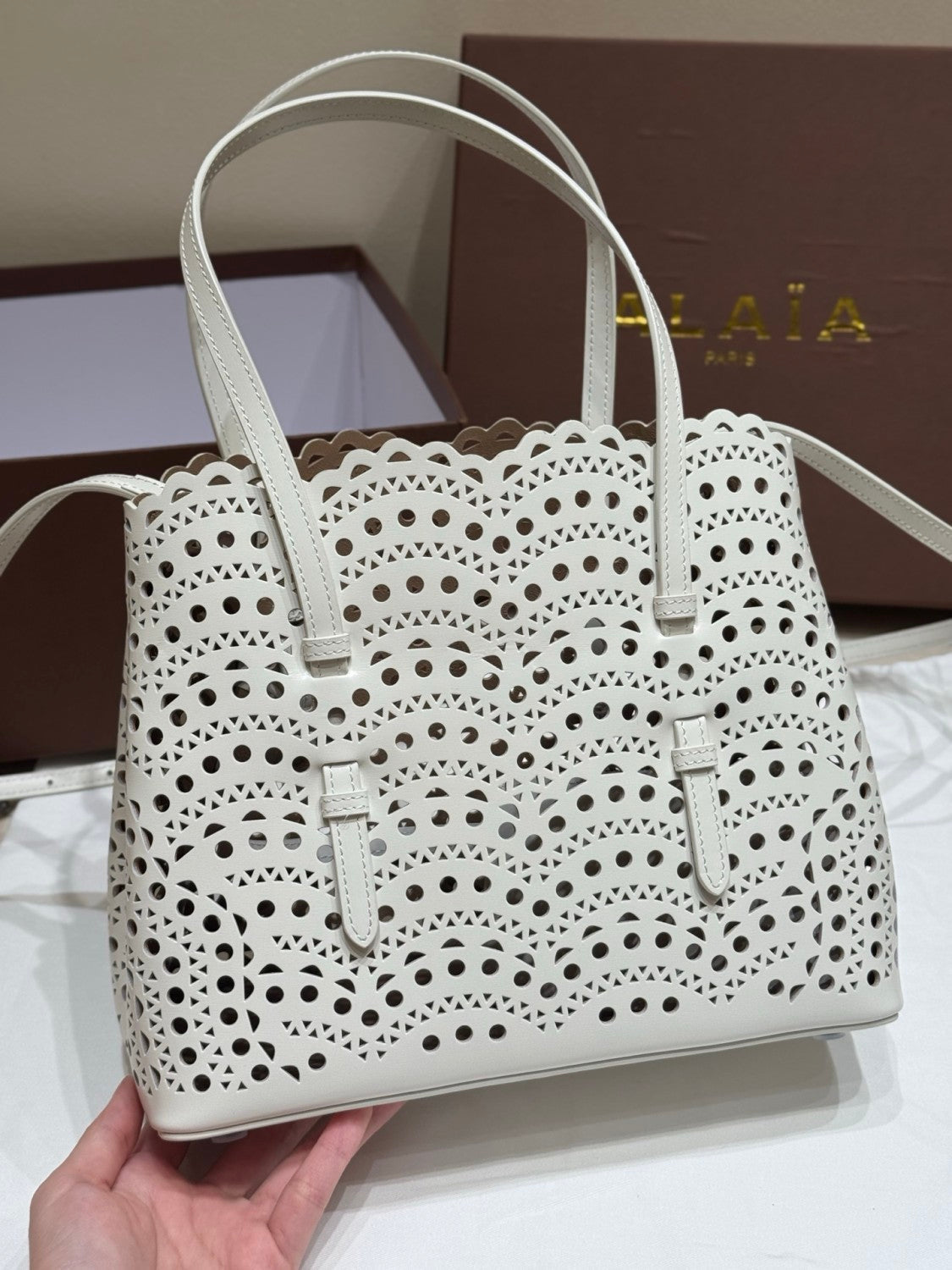 Alaia MINA 20 BAG IN VIENNE WAVE CALFSKIN Women's Solid Color Openwork Design Button Closure Wave Calfskin Shoulder Bag Handbag Bags #77381