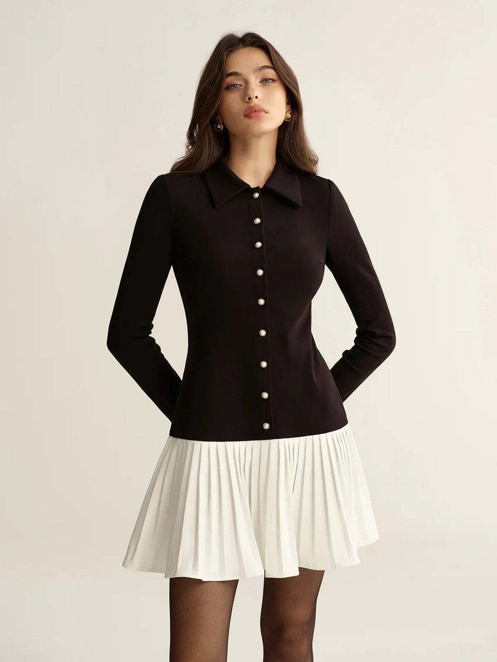 Contrast Pleated Hem Collared Mini Dress