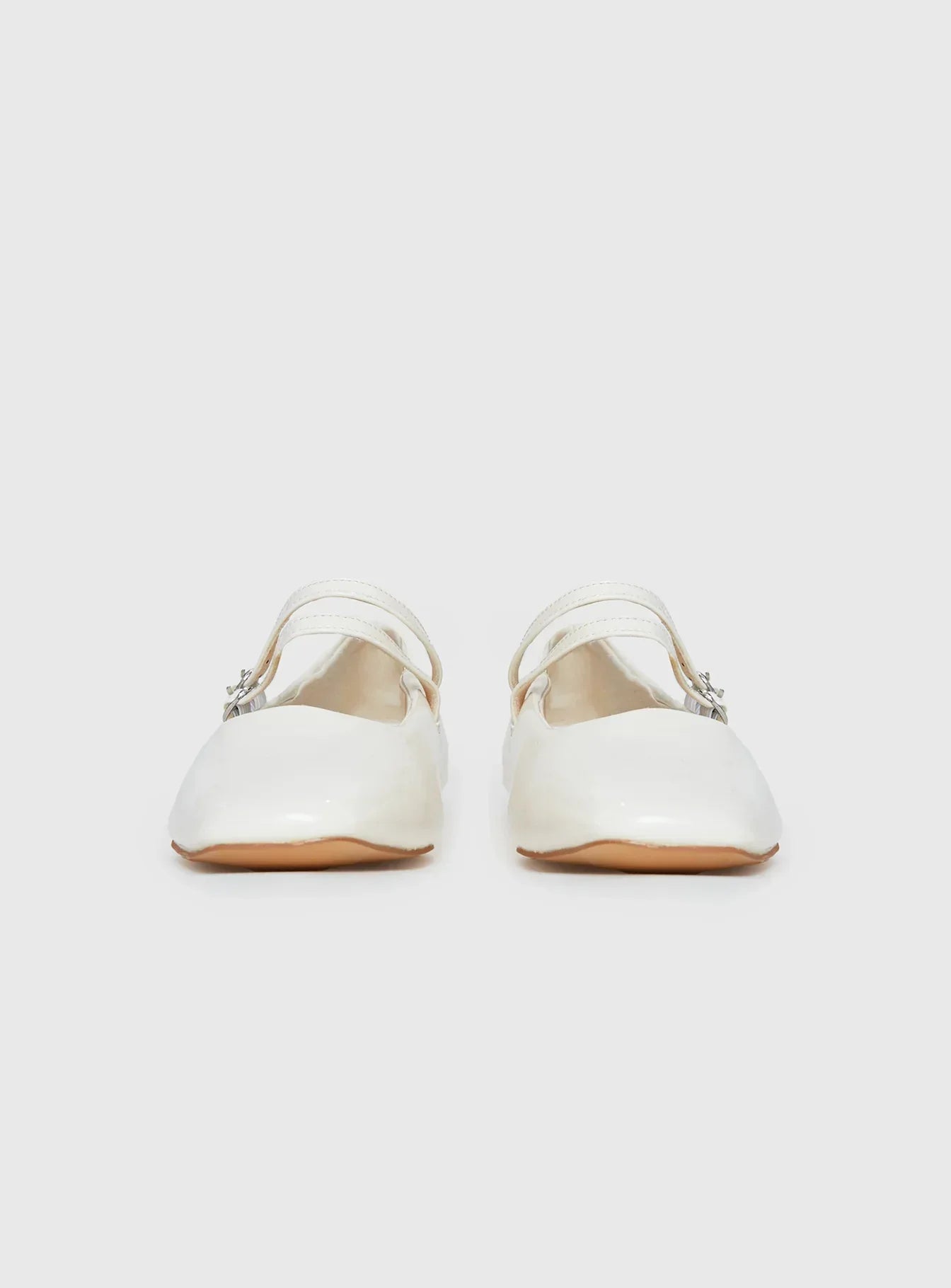 Billini Finnegan Ballet Flats Bone Patent