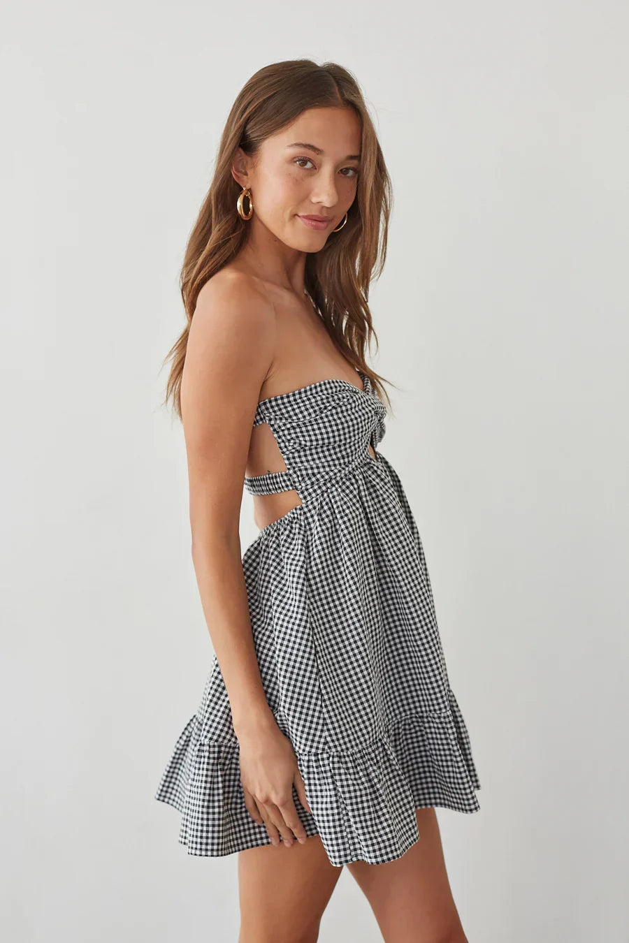 Savannah Strapless Twist Front Romper