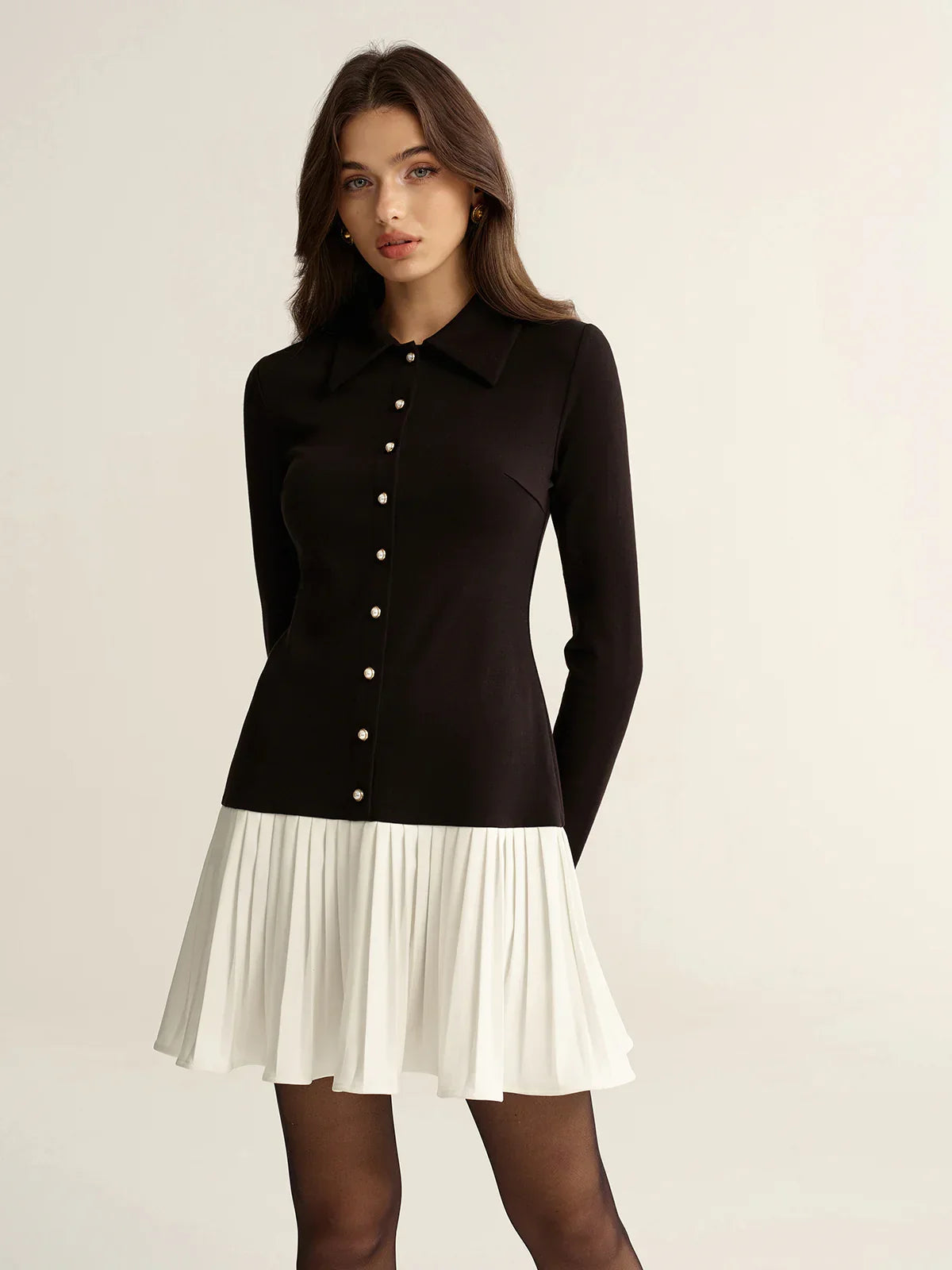 Contrast Pleated Hem Collared Mini Dress