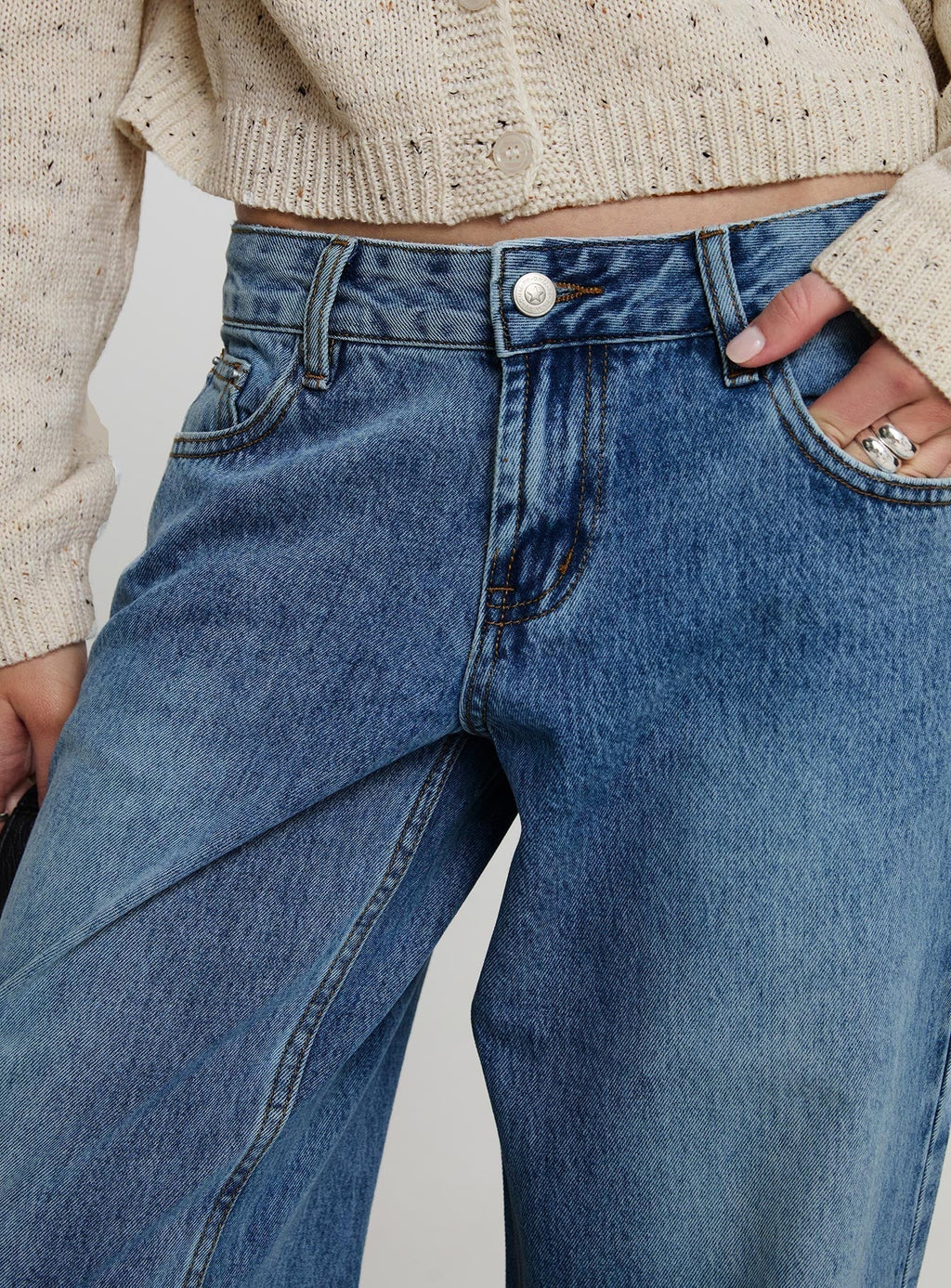 Sabryna Low Rise Jeans Blue