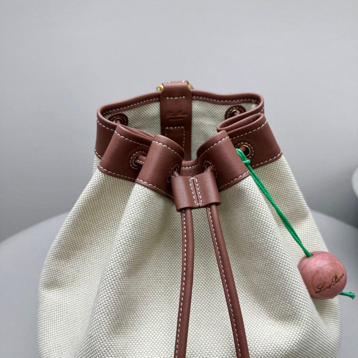 Loro Piana Women's Solid Color Adjustable Shoulder Strap Extra Drawstring Shoulder Bag Bags #76521