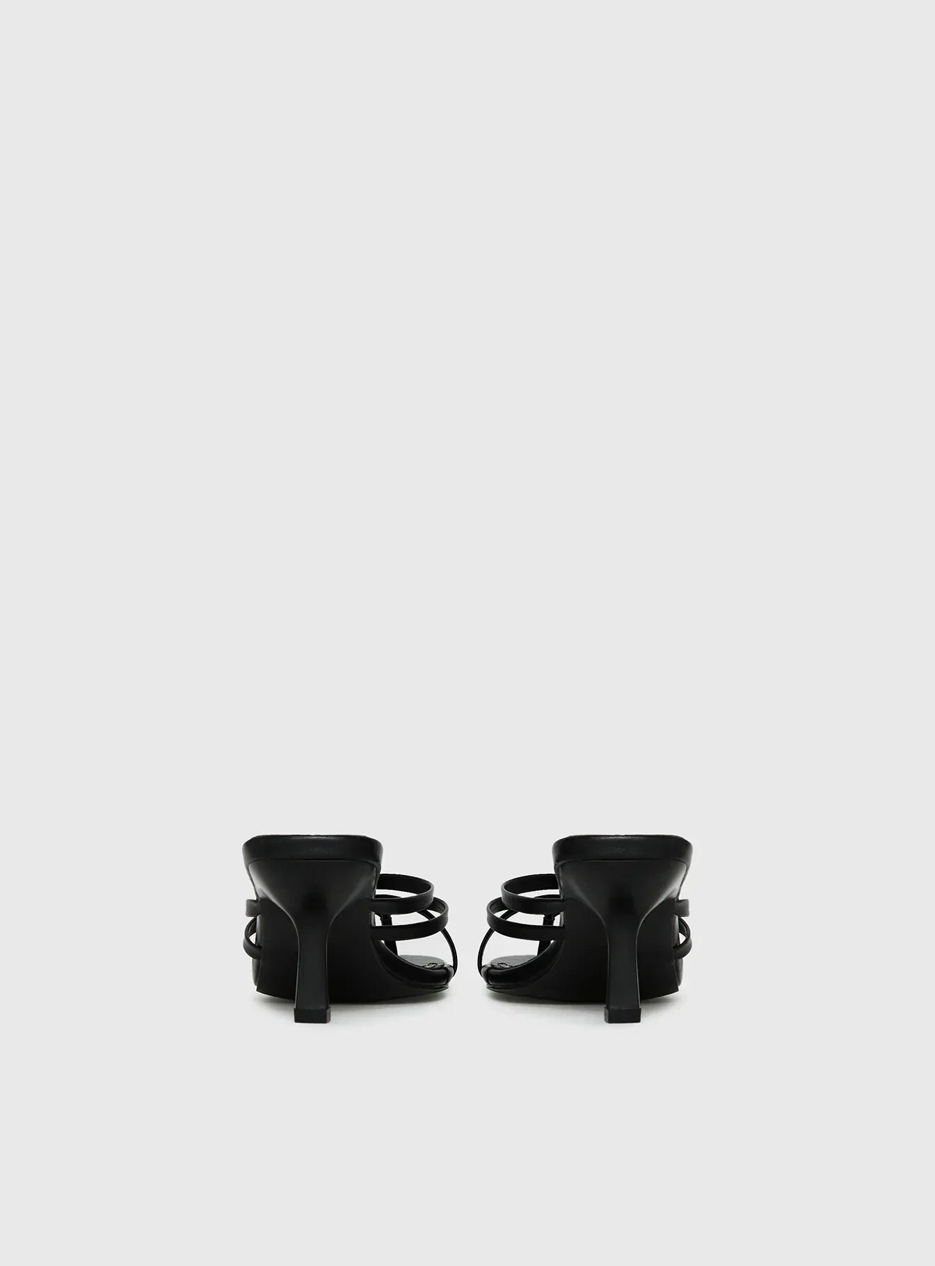 Goalie Heels Black